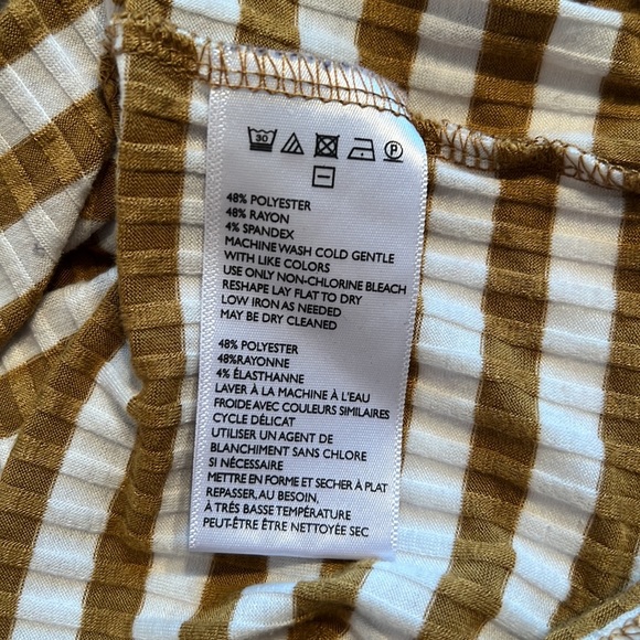 Urban Outfitters romper shorts big sleeves deep v neck mustard white stripe - Picture 8 of 8